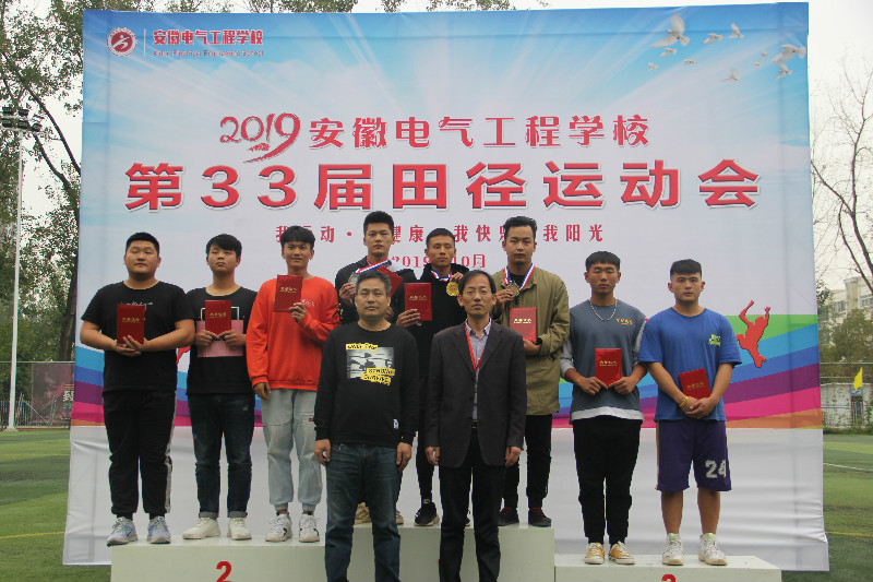 6nanzishixinqiu.jpg